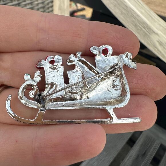 Vintage Santa Sleigh with Christmas Gifts Brooch Pin - Picture 6 of 8